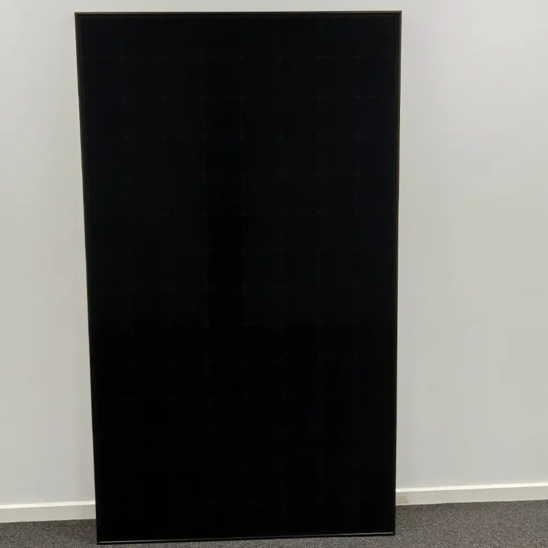 415W SunPower Maxeon 3 solcellepanel
